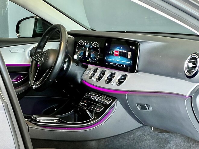 Mercedes E 200-13