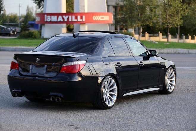 BMW 545 2004, 387,000 km - 4.4 l - Bakı