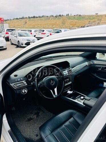 Mercedes E 220 d 2014, 211,522 km - 2.2 l - Bakı