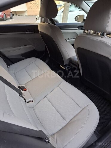 Hyundai Elantra 2017, 149,123 km - 2.0 l - Bakı