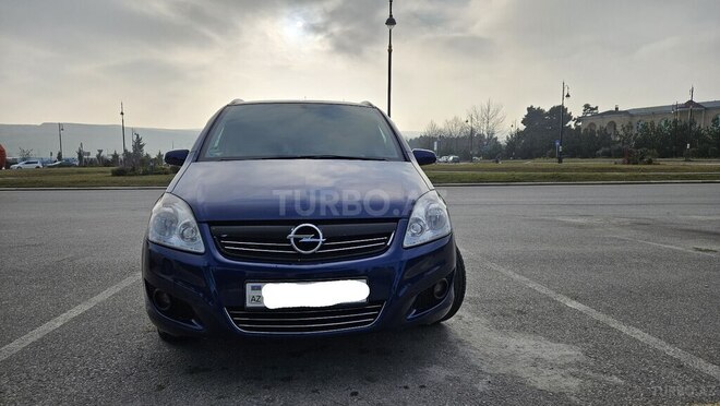 Opel Zafira 2009, 242,000 km - 1.7 l - Şamaxı
