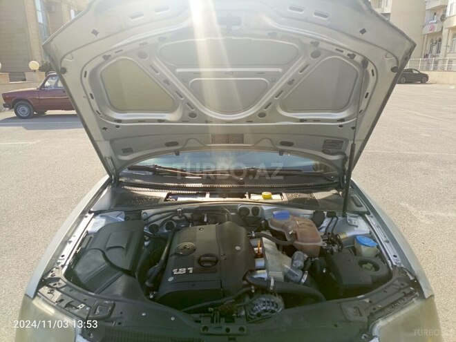 Volkswagen Passat 2003, 211,503 km - 1.8 l - Xırdalan