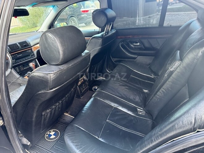 BMW 528 1998, 280,000 km - 2.8 l - Bakı