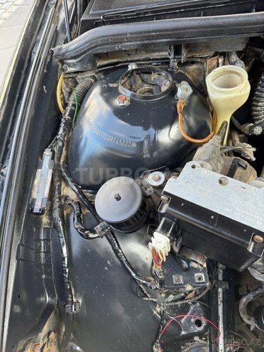 BMW 528 1998, 280,000 km - 2.8 l - Bakı