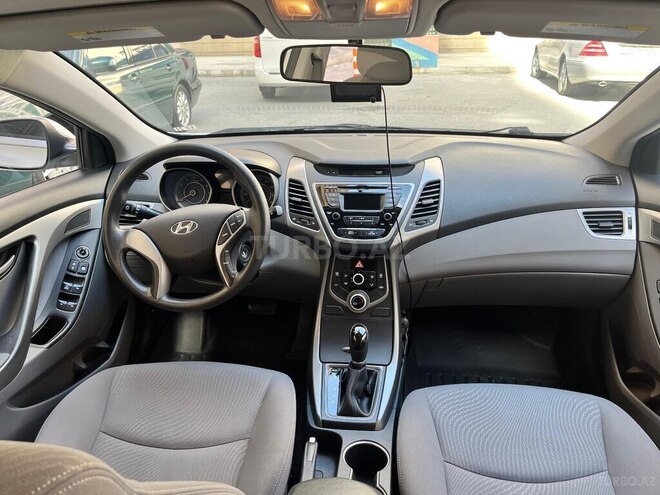 Hyundai Elantra 2015, 111,000 km - 1.8 l - Bakı