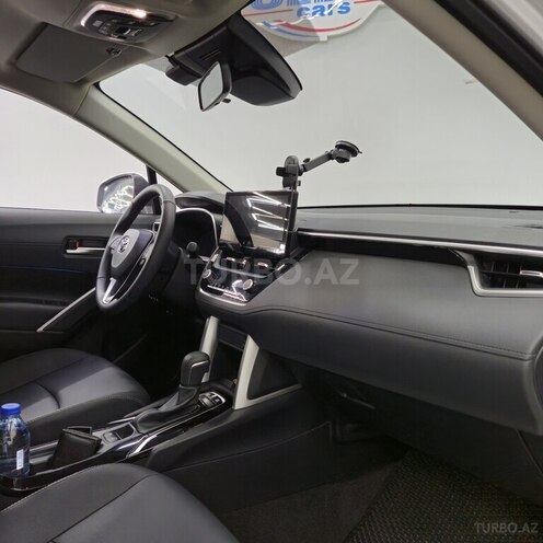 Toyota Corolla Cross 2024, 2,009 km - 2.0 л - Sumqayıt