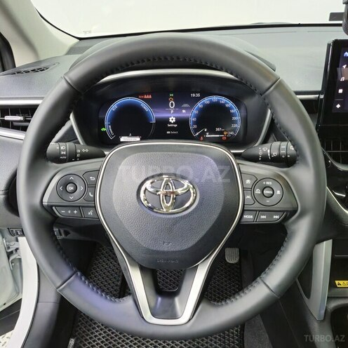 Toyota Corolla Cross 2024, 2,009 km - 2.0 л - Sumqayıt