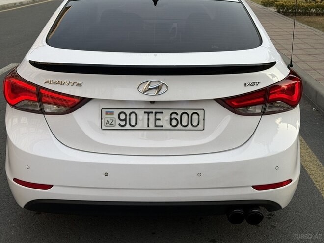 Hyundai Avante 2015, 129,567 km - 1.6 l - Balakən