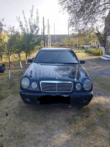 Mercedes E 230 1997, 560,000 km - 2.3 l - Şirvan