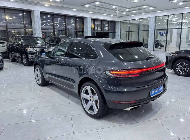 Porsche Macan-6