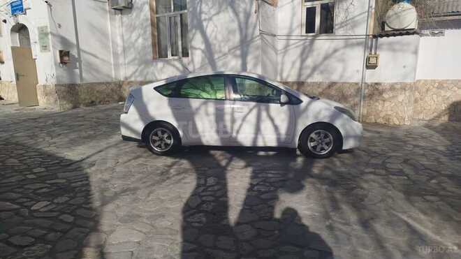 Toyota Prius 2009, 300,000 km - 1.5 л - Bakı