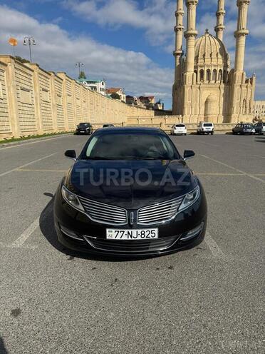 Lincoln MKZ-2