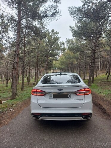 Ford Fusion (North America) 2017, 132,000 km - 2.0 l - Bakı