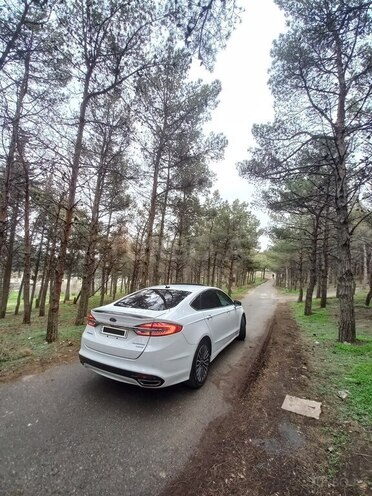 Ford Fusion (North America) 2017, 132,000 km - 2.0 l - Bakı