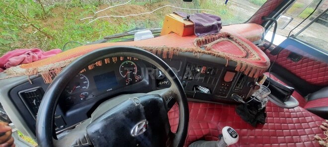 HOWO Sinotruk 2012, 350,501 km - 9.7 l - Ağcabədi