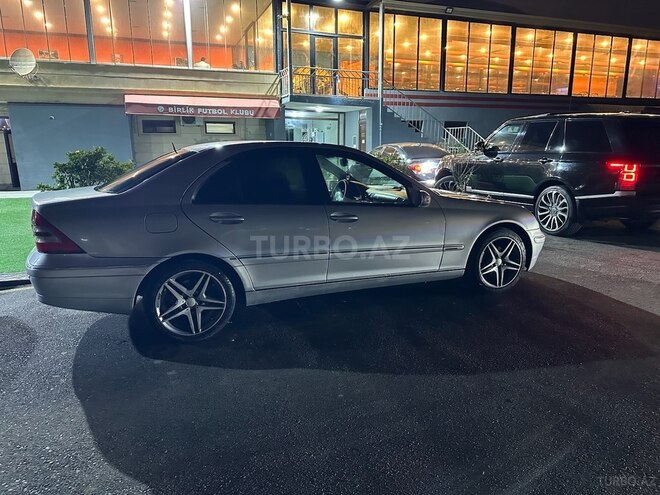 Mercedes C 200 2000, 289,000 km - 2.0 l - Bakı