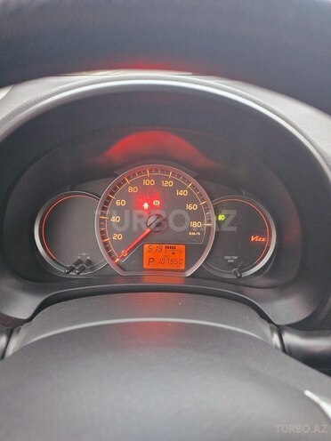 Toyota Vitz 2012, 107,000 km - 1.3 l - Bakı