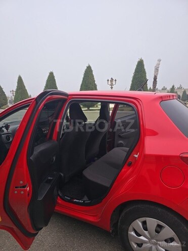 Toyota Vitz 2012, 107,000 km - 1.3 l - Bakı