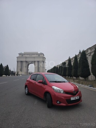 Toyota Vitz 2012, 107,000 km - 1.3 l - Bakı