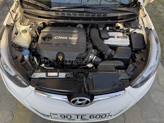 Hyundai Avante 2015, 129,567 km - 1.6 l - Balakən
