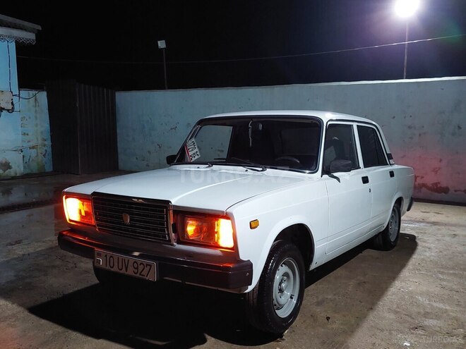 LADA (VAZ) 2107 2007, 73,000 km - 1.6 л - Astara
