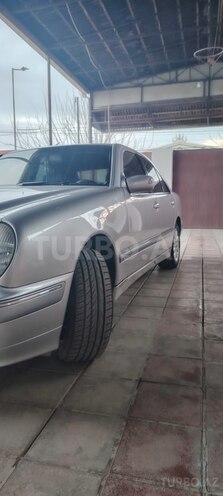 Mercedes E 240 2000, 161,823 km - 2.4 л - Şirvan