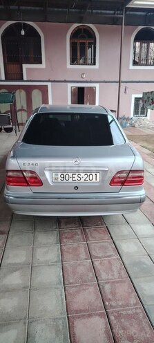 Mercedes E 240 2000, 161,823 km - 2.4 л - Şirvan