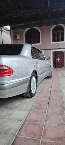 Mercedes E 240 2000, 161,823 km - 2.4 л - Şirvan