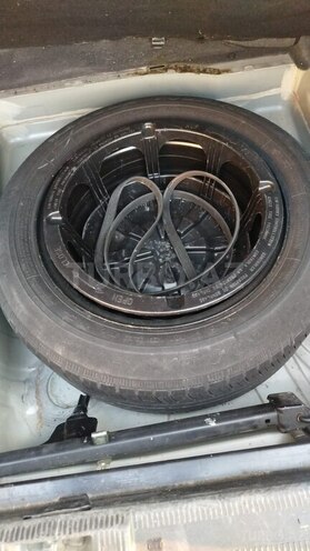 Mercedes E 240 1998, 495,000 km - 2.4 l - Göyçay