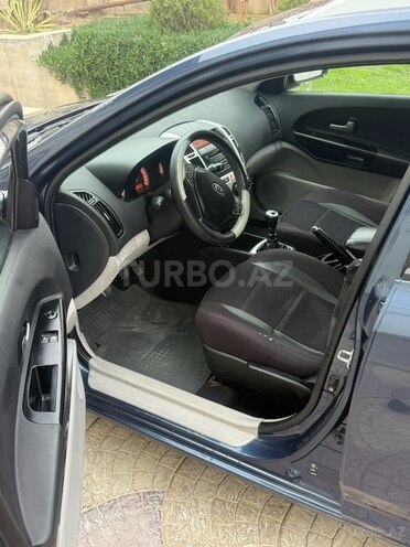 Kia Ceed 2008, 265,000 km - 1.6 l - Bakı