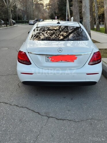 Mercedes E 200 d 2019, 342,000 km - 2.0 л - Bakı