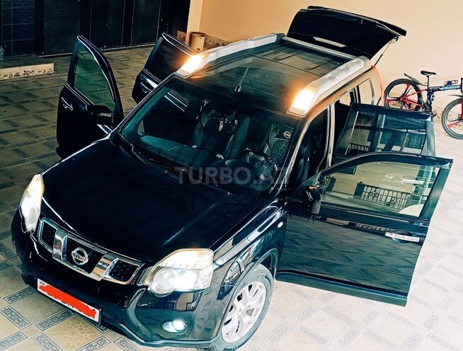 Nissan X-Trail 2012, 239,000 km - 2.5 l - İmişli