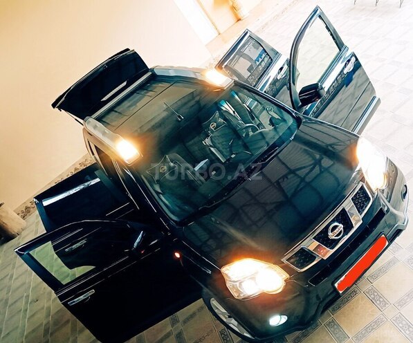 Nissan X-Trail 2012, 239,000 km - 2.5 l - İmişli