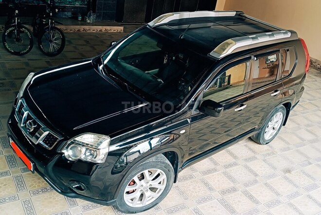 Nissan X-Trail 2012, 239,000 km - 2.5 l - İmişli