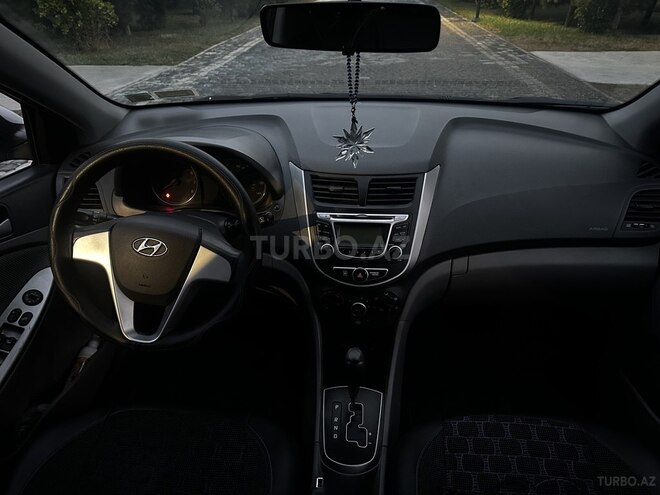 Hyundai Accent 2013, 177,800 km - 1.6 l - Bakı
