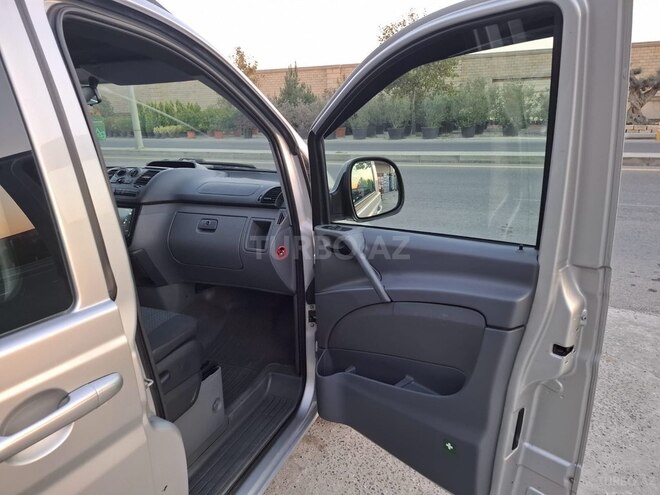 Mercedes Vito 111 2006, 400,000 km - 2.2 л - Bakı