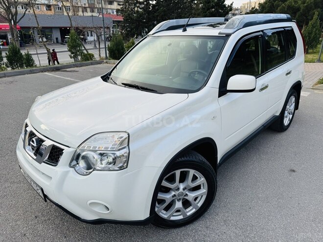 Nissan X-Trail 2014, 123,000 km - 2.5 l - Bakı