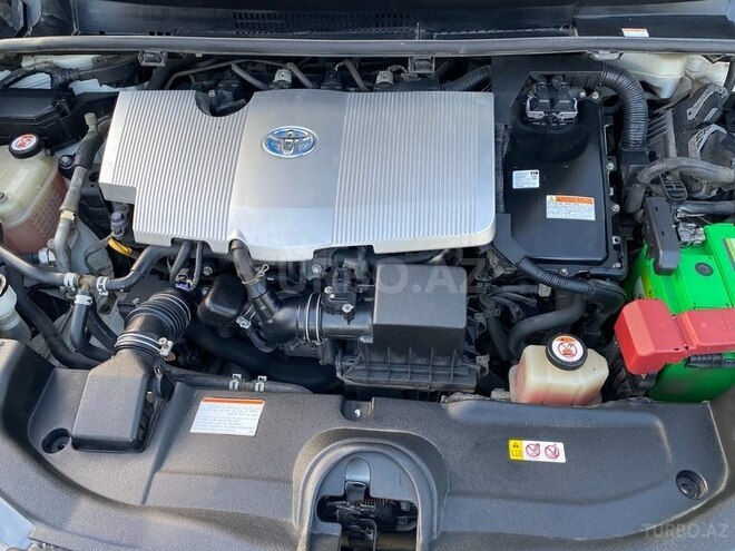 Toyota Prius 2019, 90,800 km - 1.8 l - Şamaxı