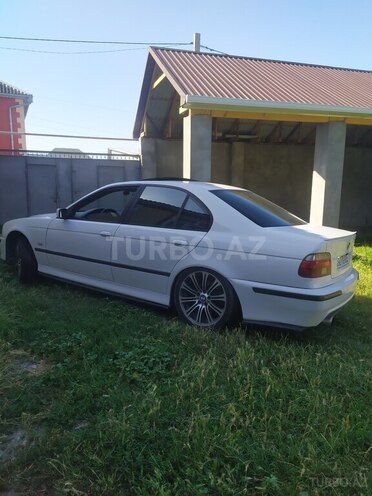 BMW 535 1998, 345,000 km - 3.5 l - İsmayıllı