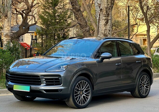 Porsche Cayenne-4