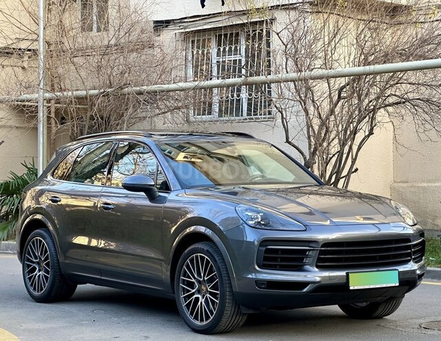 Porsche Cayenne-3