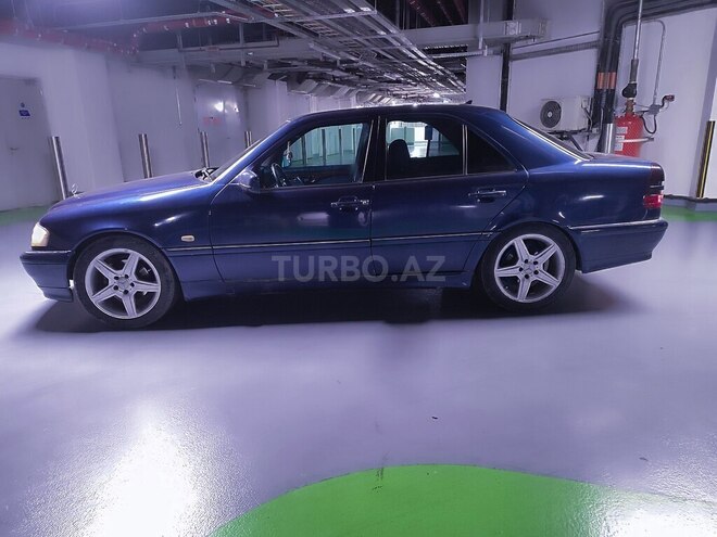 Mercedes C 220 1995, 452,000 km - 2.2 l - Bakı