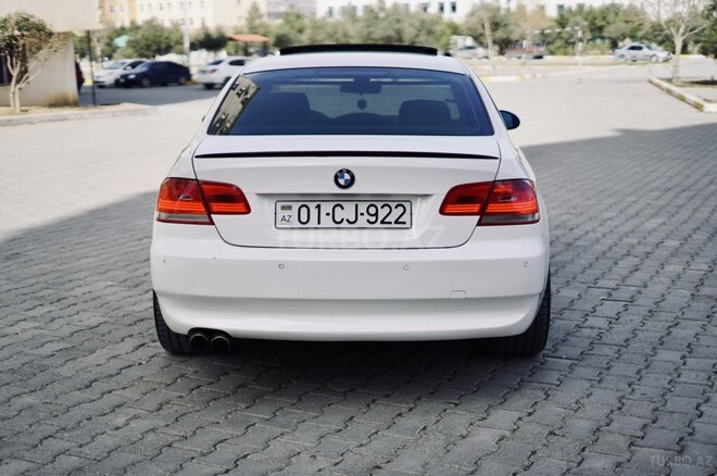 BMW 325 2006, 300,000 km - 2.5 l - Bakı