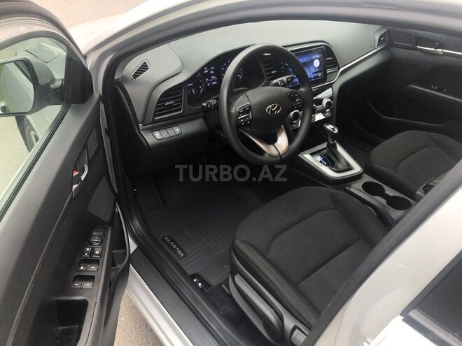Hyundai Elantra 2019, 118,000 km - 2.0 l - Bakı