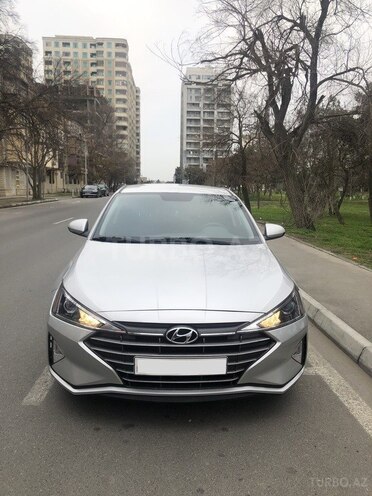 Hyundai Elantra 2019, 118,000 km - 2.0 l - Bakı