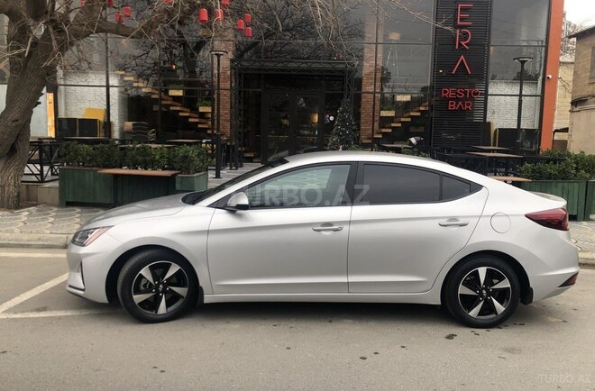 Hyundai Elantra 2019, 118,000 km - 2.0 l - Bakı