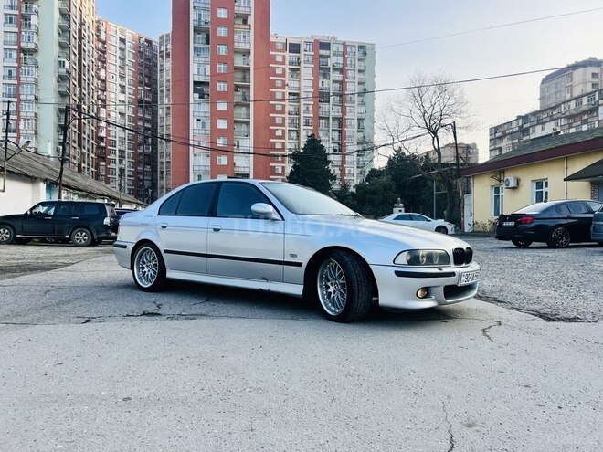 BMW 525 2001, 341,000 km - 2.5 л - Bakı