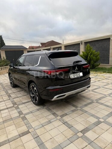 Mitsubishi Outlander 2022, 35,500 km - 2.5 l - Bakı