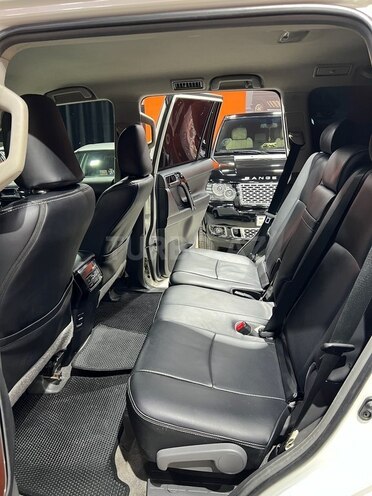 Toyota Land Cruiser Prado-9