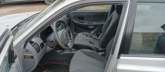 Hyundai Accent 2004, 284,854 km - 1.6 l - Bakı